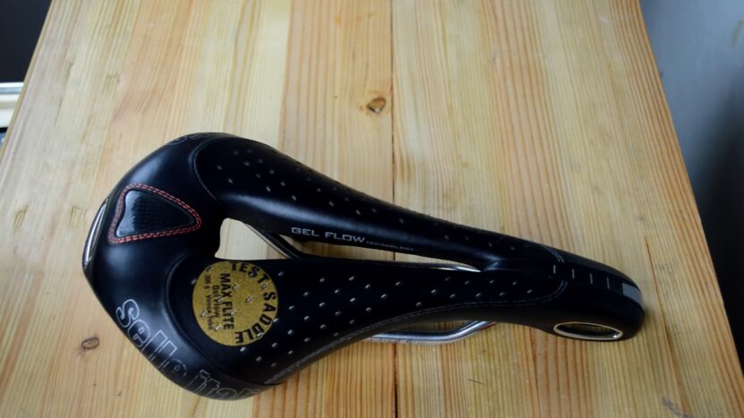 Best road bike online saddle to prevent numbness